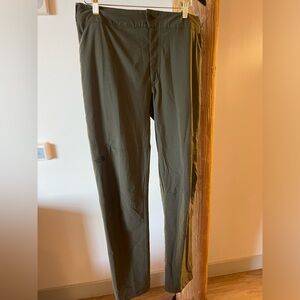 XL North Face hiking pants